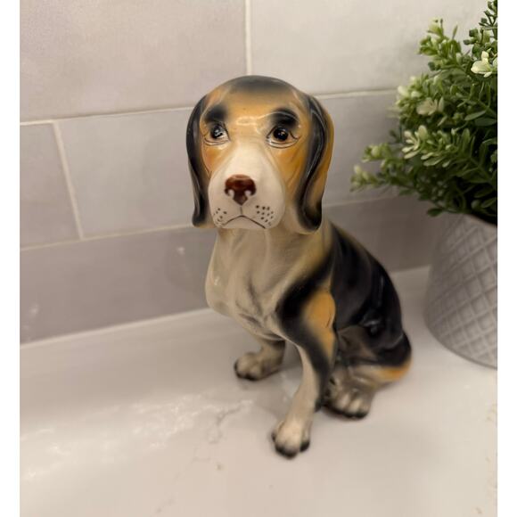 Vintage Beagle Dog Figurine Collectible Statue - Picture 1 of 9